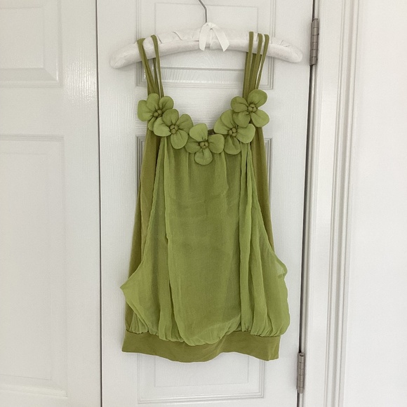 RYU chartreuse green top flowers womens large - Picture 3 of 7